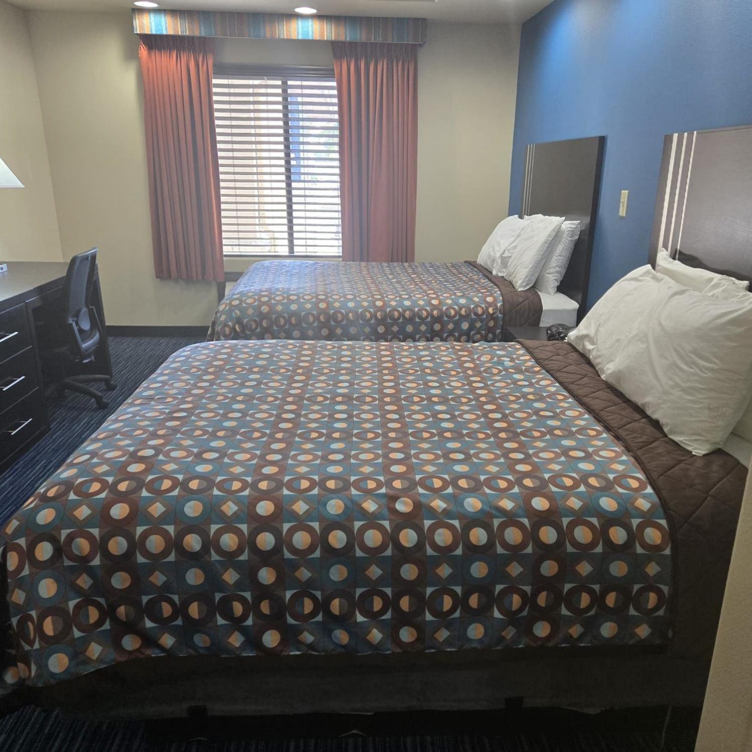 Karnes City Lodge Eksteriør billede